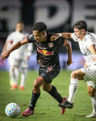 Andrés Hurtado na Vila Belmiro pela 15ª rodada do Brasileirão 2026