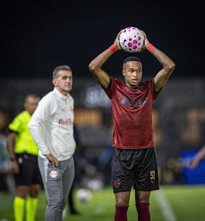 Ryan Augusto pela 30ª rodada do Brasileirão 2026, no Estádio Cícero