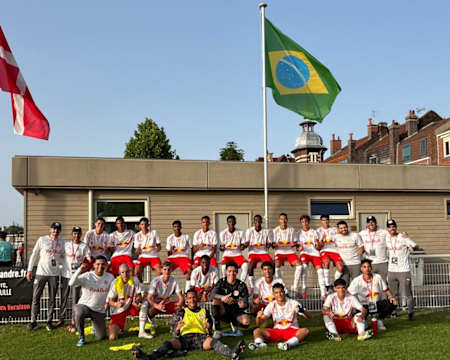 Massa Bruta sub-16 no Tournoi International U17, na França