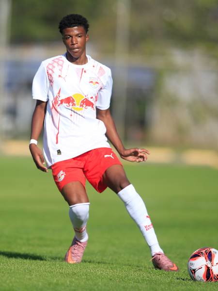 Mathias, lateral-esquerdo do Braga sub-17