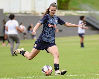 Crisana em treinamento com a categoria sub-20
