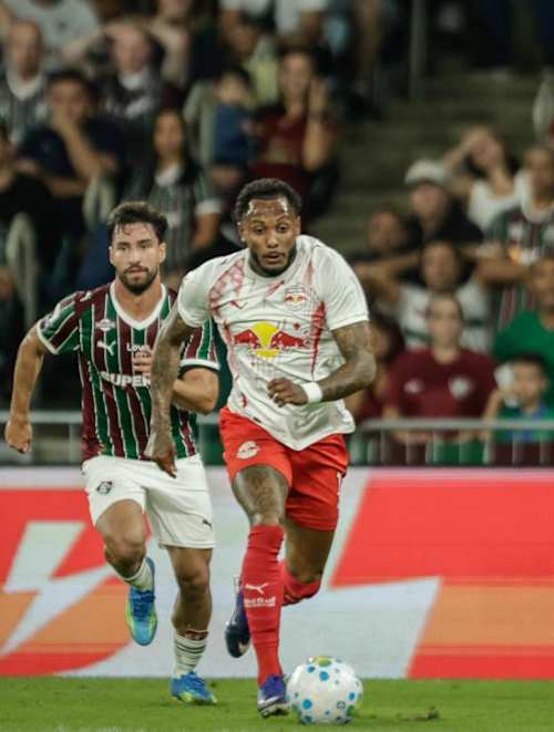 Fernando, em velocidade, na 19ª rodada do Brasileirão 2026