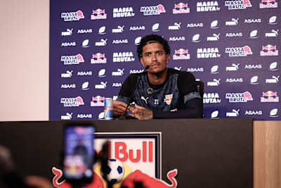 Coletiva de imprensa com o atacante Lucas Barbosa - 15/10/2026