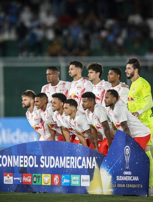 Red Bull Bragantino em foto posada pela 4ª rodada da Sudamericana de 2026
