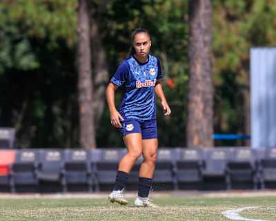 Gabi Medeiros chegou ao elenco de Bragança Paulista em 2025