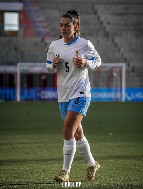 Bermúdez, pelo Uruguai, na Liga das Nações de abril de 2026