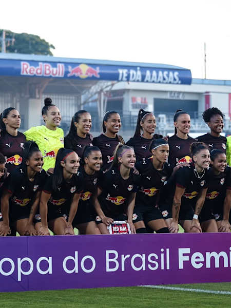 Bragantinas na partida de volta das quartas de final