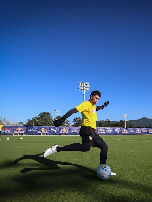 Tiago Volpi durante treino no CPD