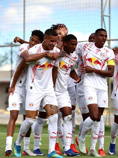 Mais uma goleada e outra classificação para o Braga sub-20 no CPD