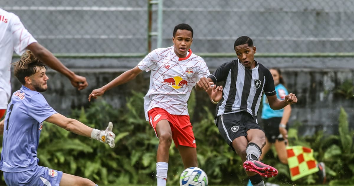 Fora de casa, Red Bull Bragantino perde para o Botafogo por 4 a 0 pelo ...