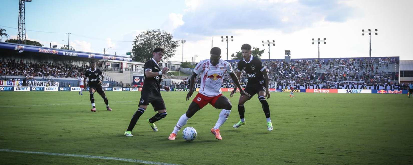Palpites e Odds para Bragantino X Flamengo: Previsões do Brasileirão Série A