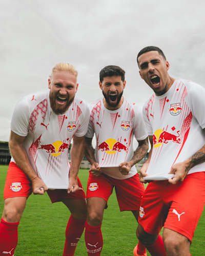 Home Jersey: Pitta, Juninho e Gabriel