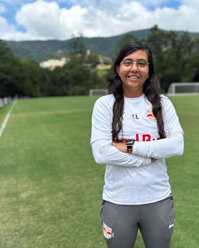 Camila Lima, analista de desempenho do profissional das Bragantinas