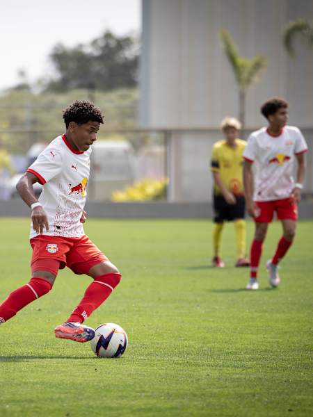 Gui Souza em campo no CPD pelo Paulista Sub-15 2026