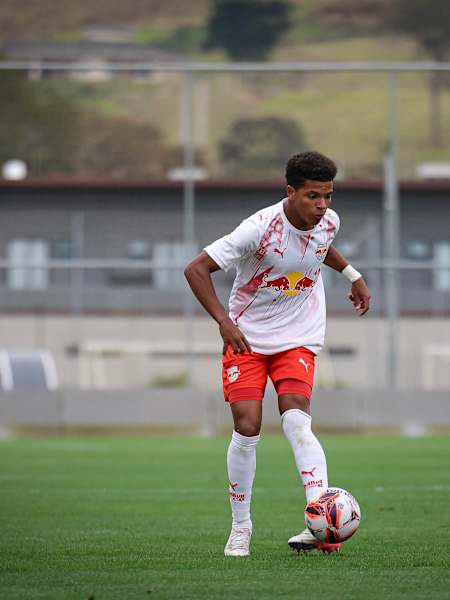 Bruninho tem seis gols na temporada, sendo quatro deles no Paulistão