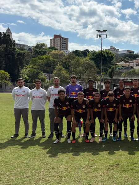 Sub-17 em Itatiba-SP para o duelo contra o São Bernardo pelo Paulista
