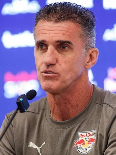 tcnico-vagner-mancini-na-sua-coletiva-de-apresentao-do-massa-bruta-foto-ari-ferreira--red-bull-bragantino