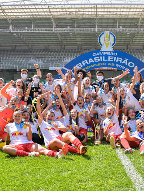 Bragantinas comemoram seu primeiro título nacional, pelo Brasileiro A2 2021